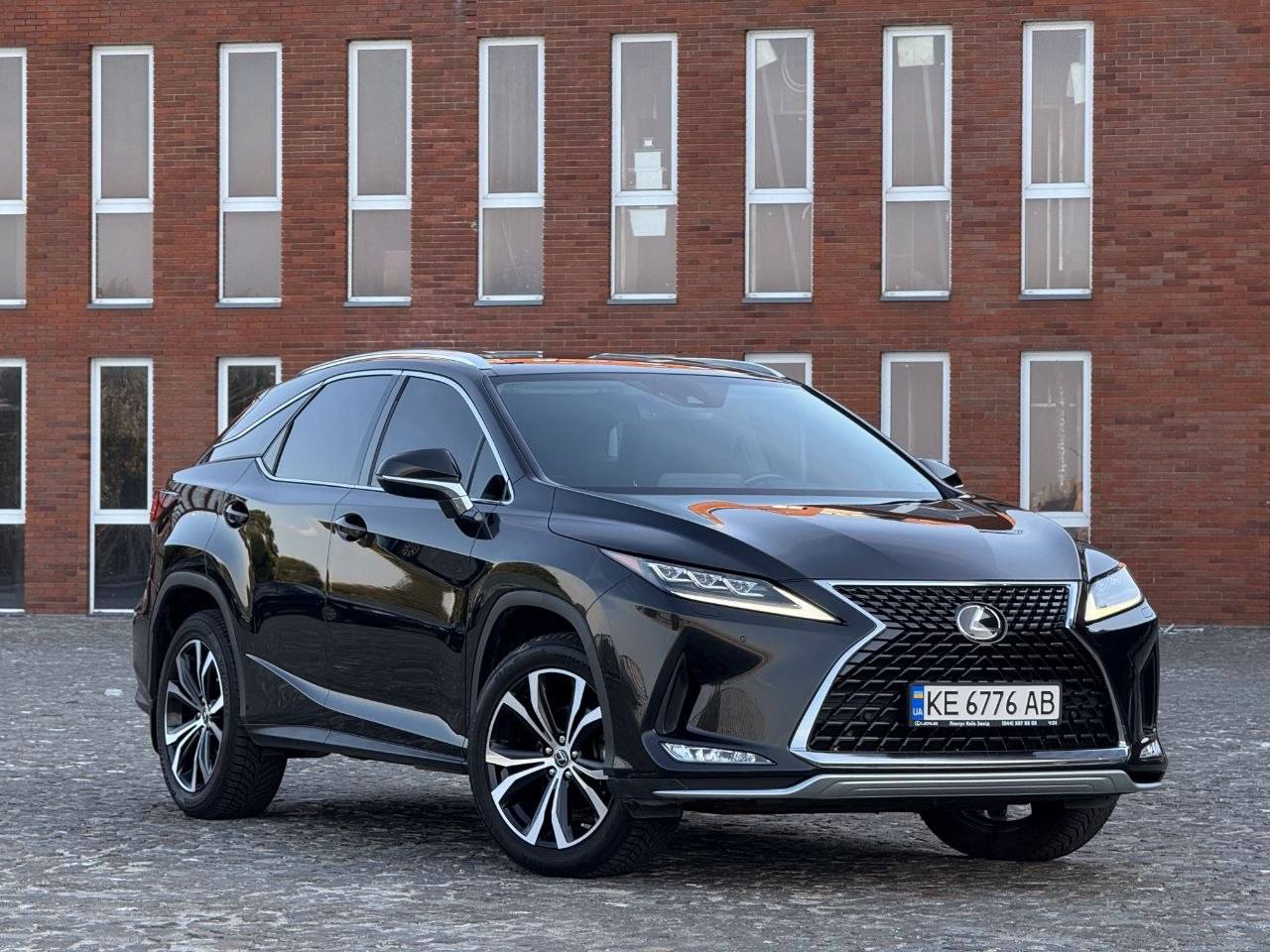 Lexus RX — фото 1