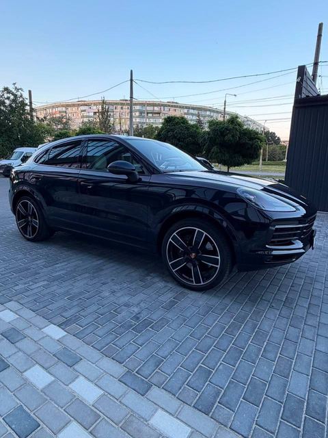 Porsche Cayenne Coupe
