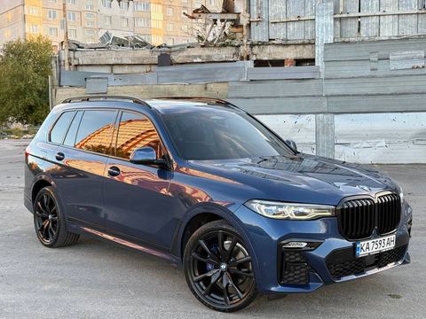 BMW X7