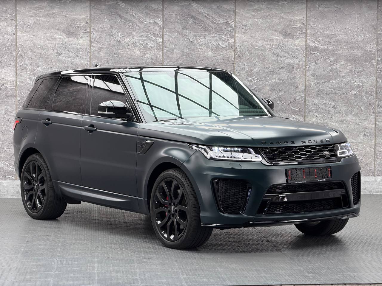 Land Rover Range Rover Sport — фото 1