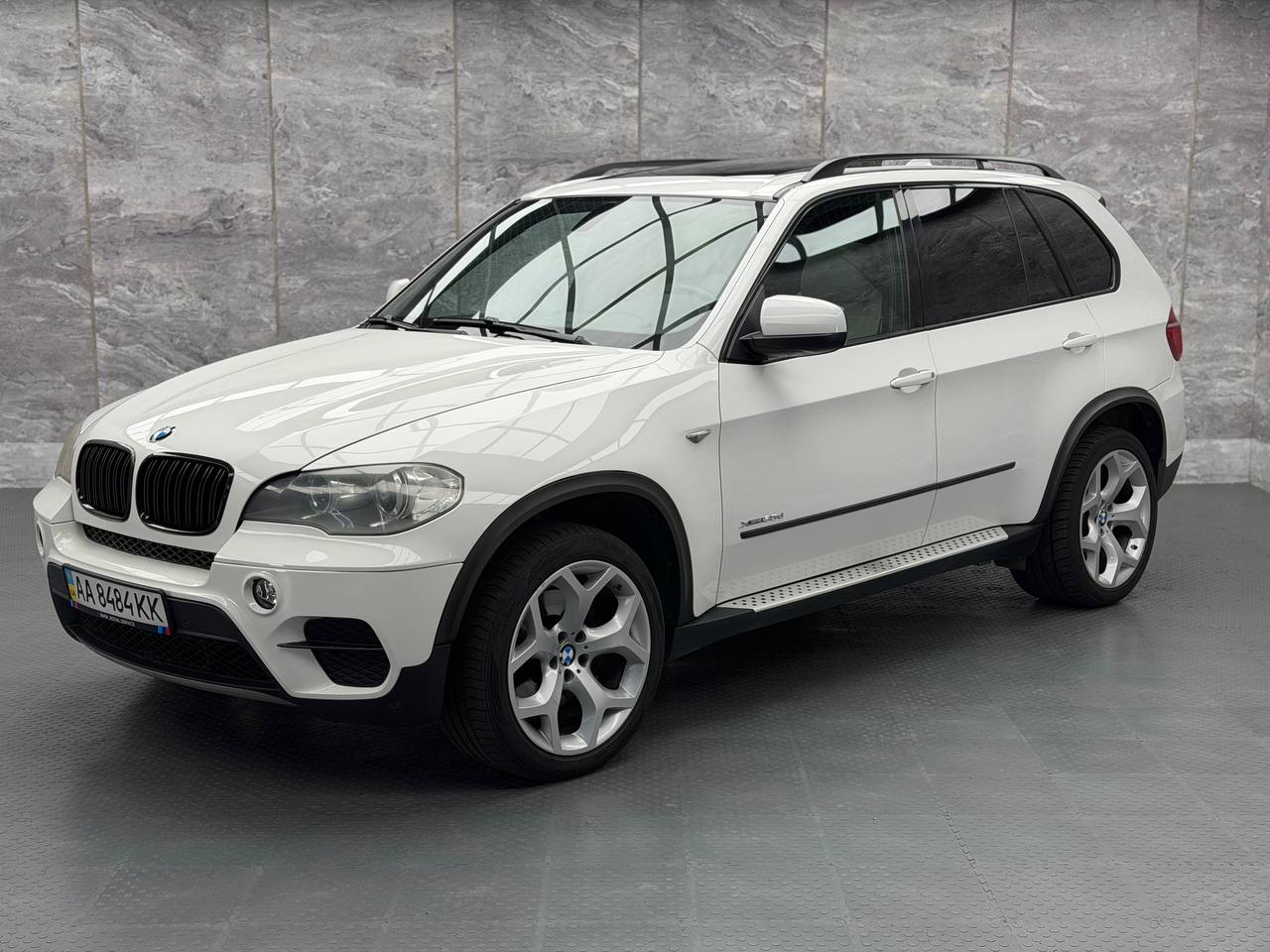 BMW X5 — фото 1