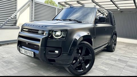Land Rover Defender P300