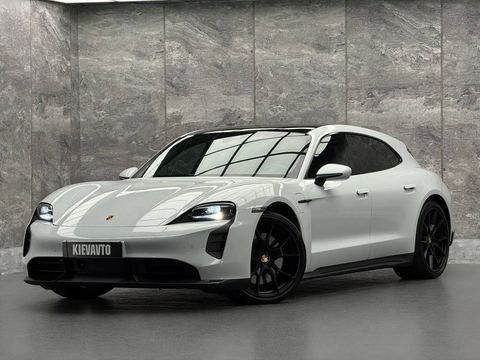 Porsche Taycan GTS Sport Turismo