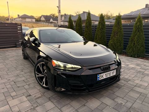 Audi e-tron GT
