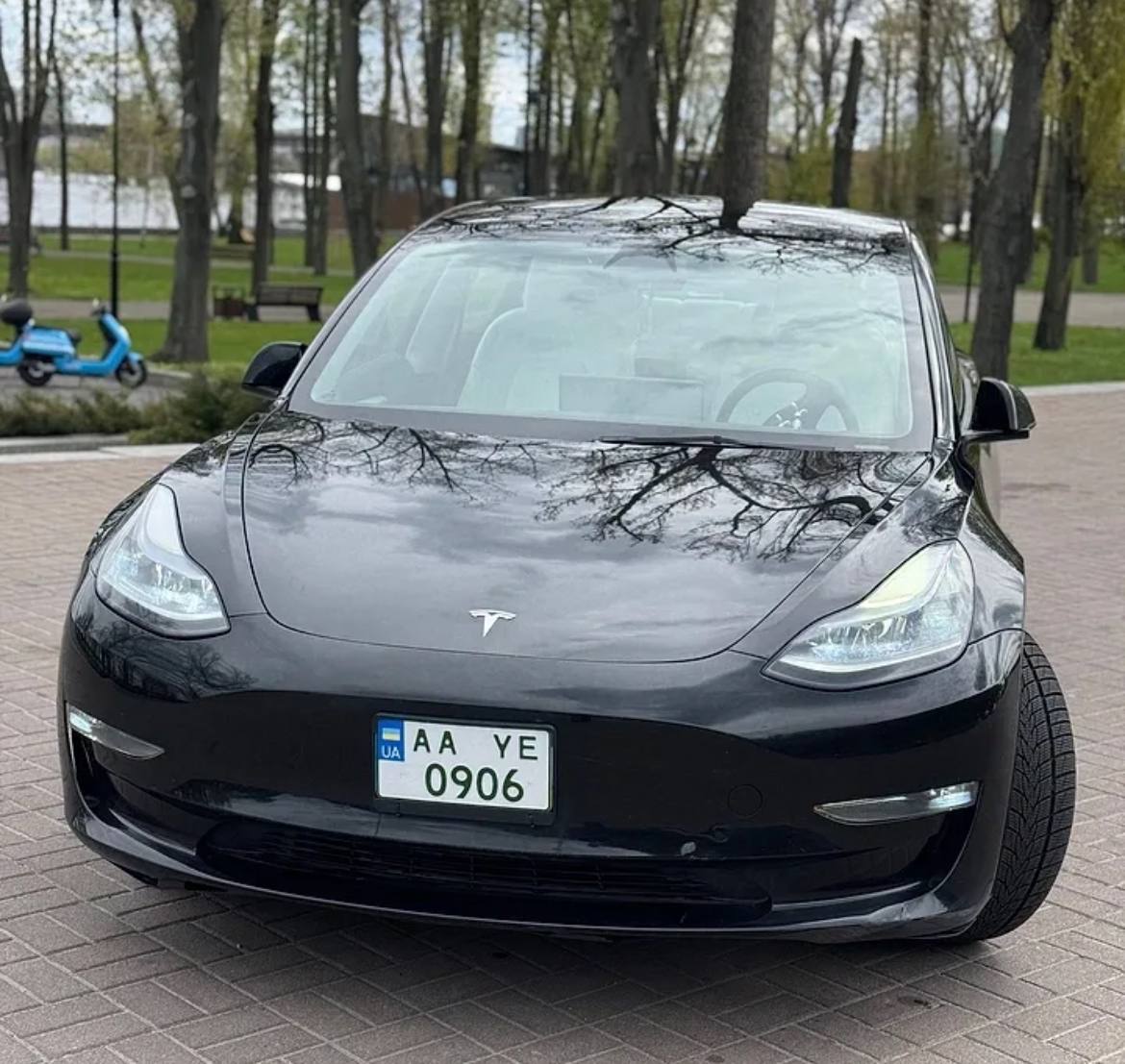 Tesla Model 3 — фото 1