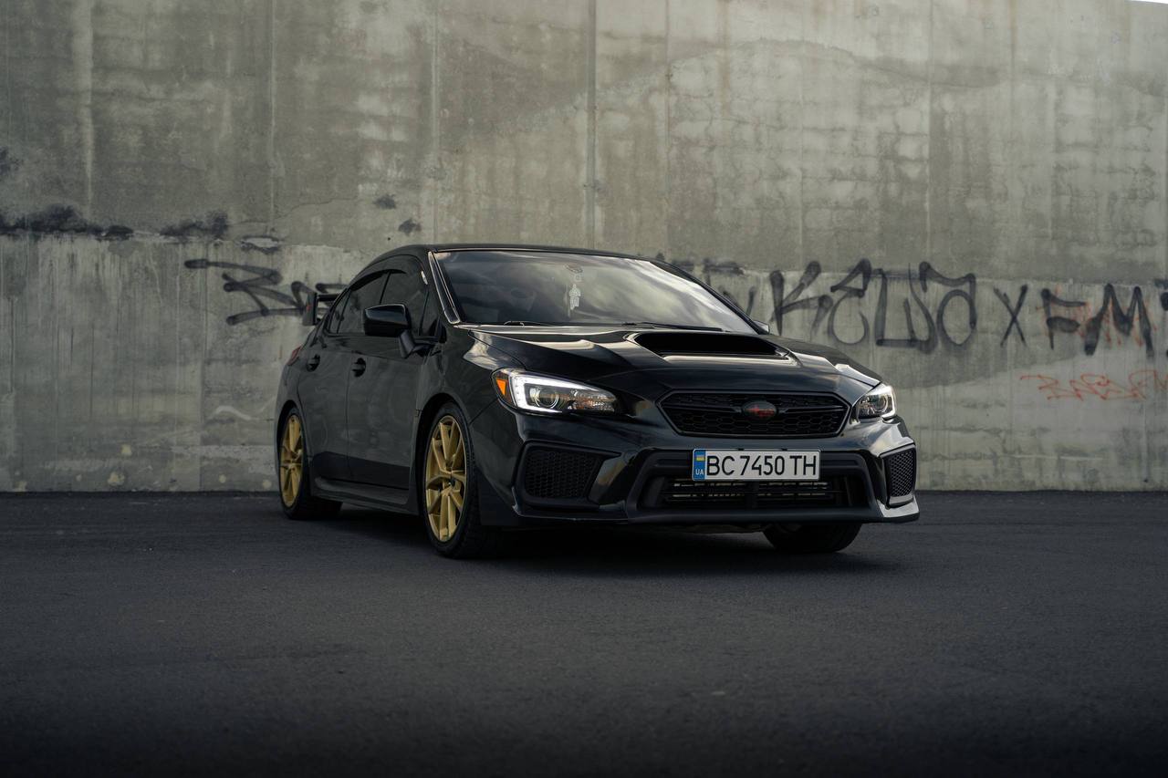 Subaru WRX — фото 1