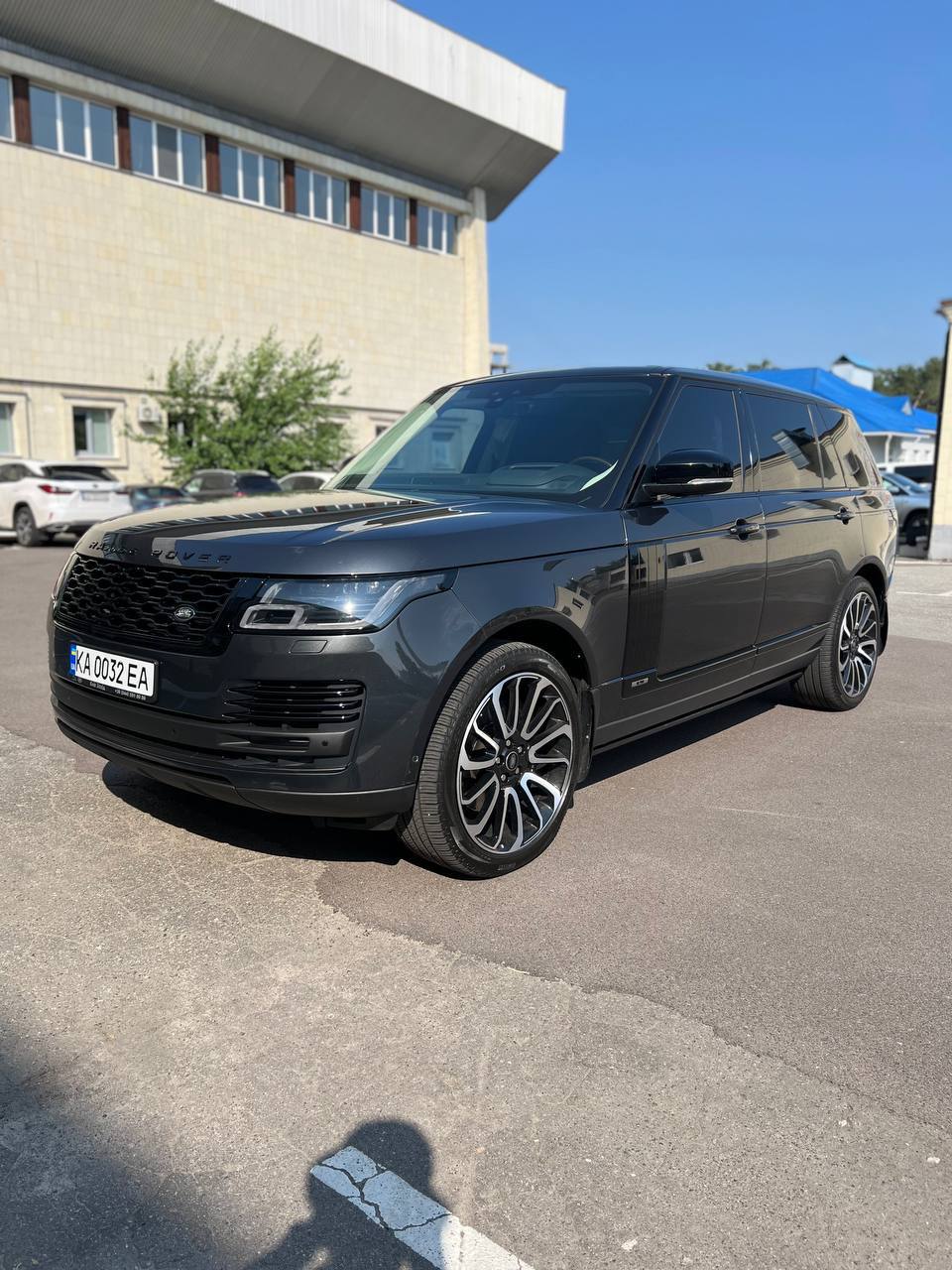 Land Rover Range Rover — фото 1