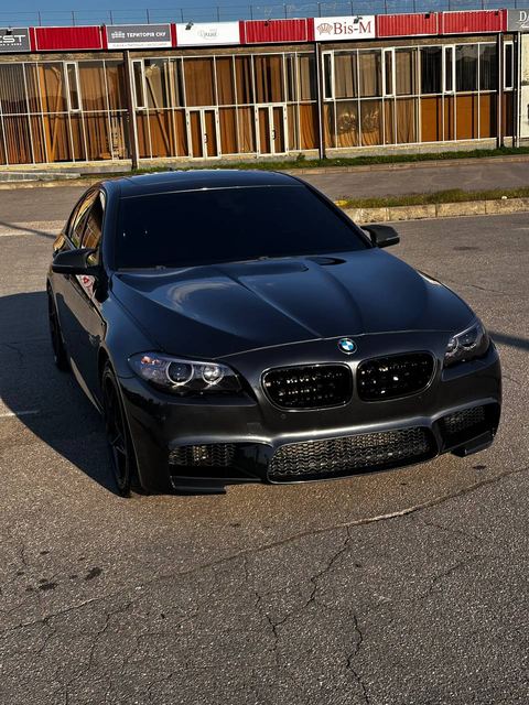 BMW 535i