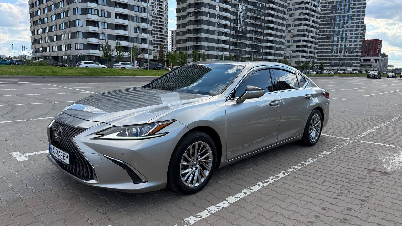 Lexus ES250 — фото 1