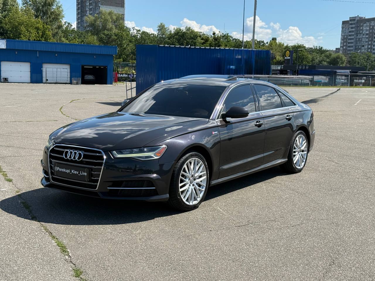 Audi A6 — фото 1