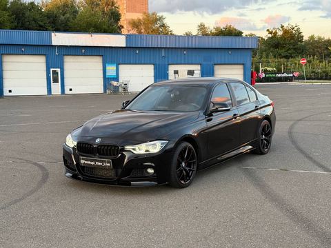 BMW 320i