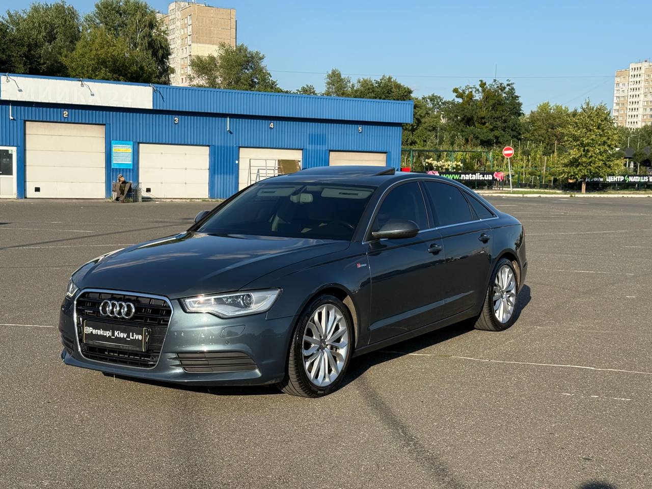 Audi A6 — фото 1