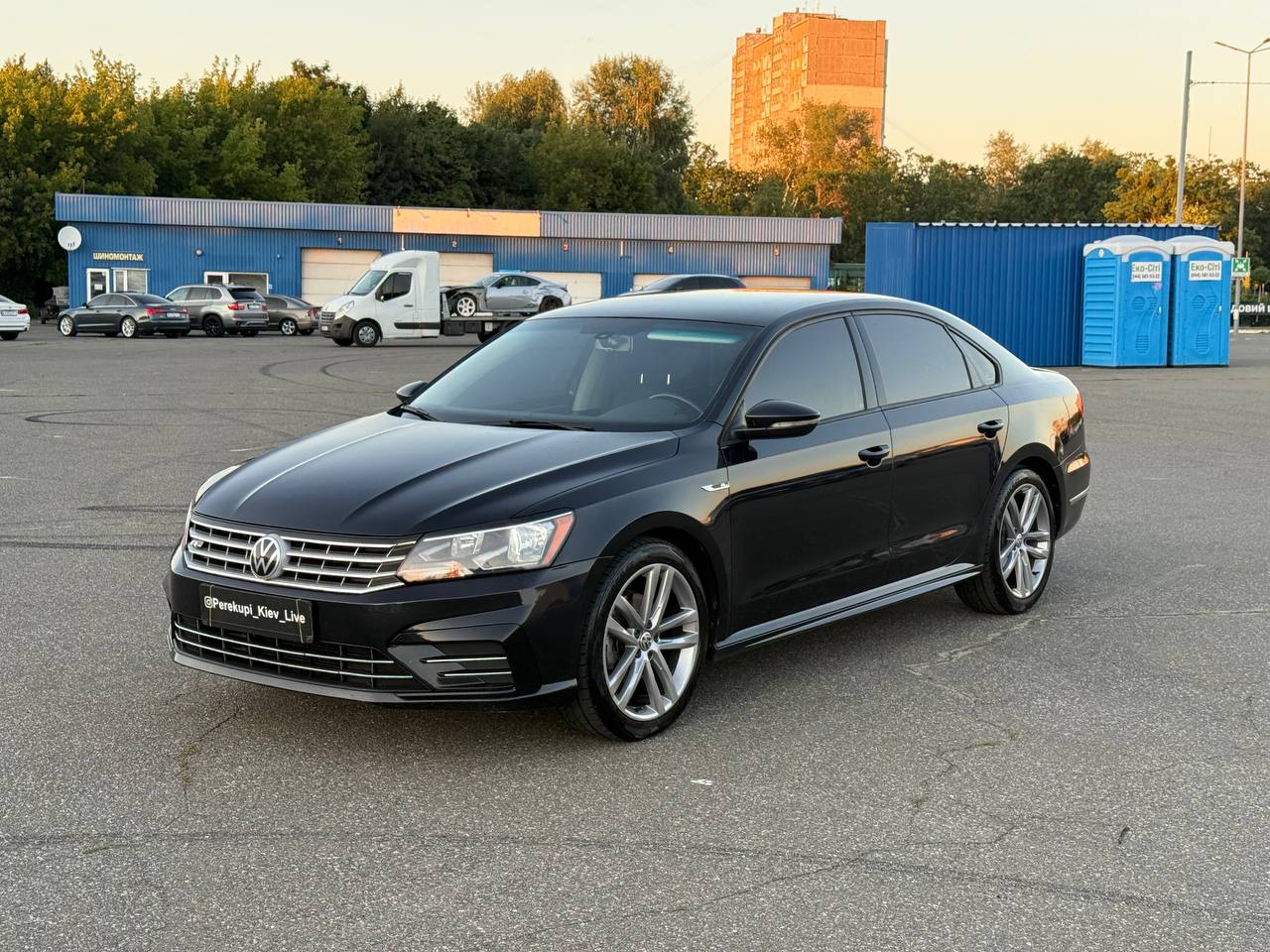 Volkswagen Passat — фото 1