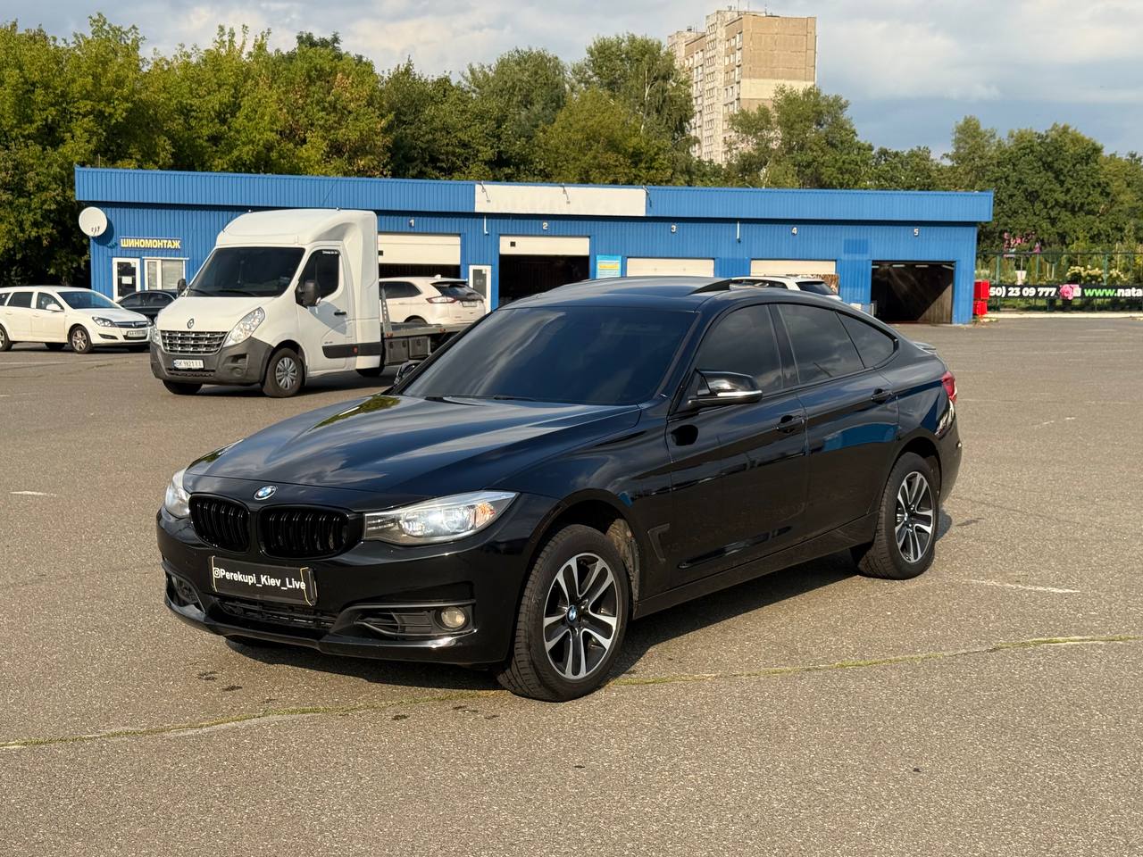 BMW 328i — фото 1