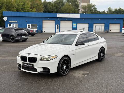 BMW 528i