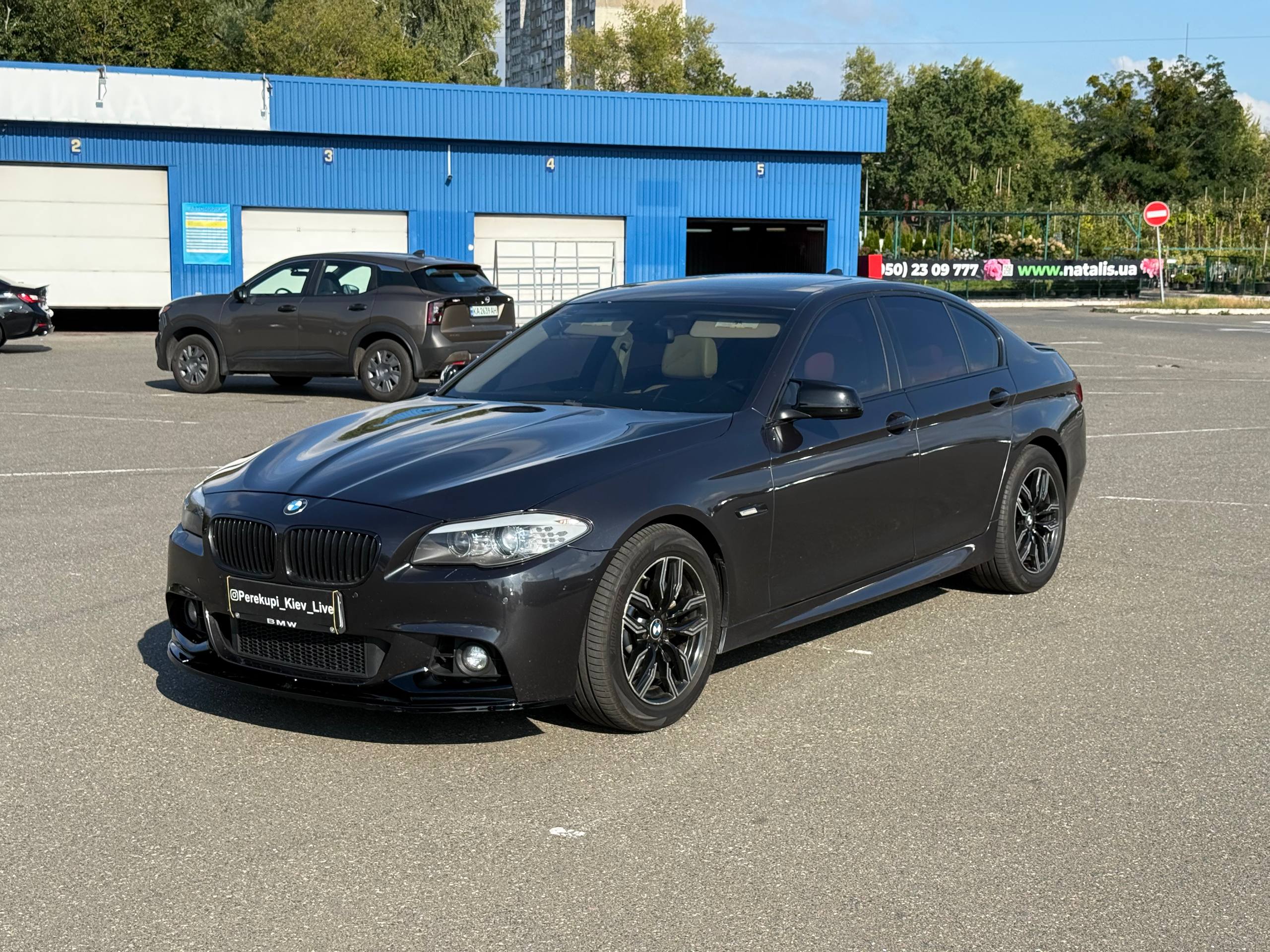 BMW 535i — фото 1