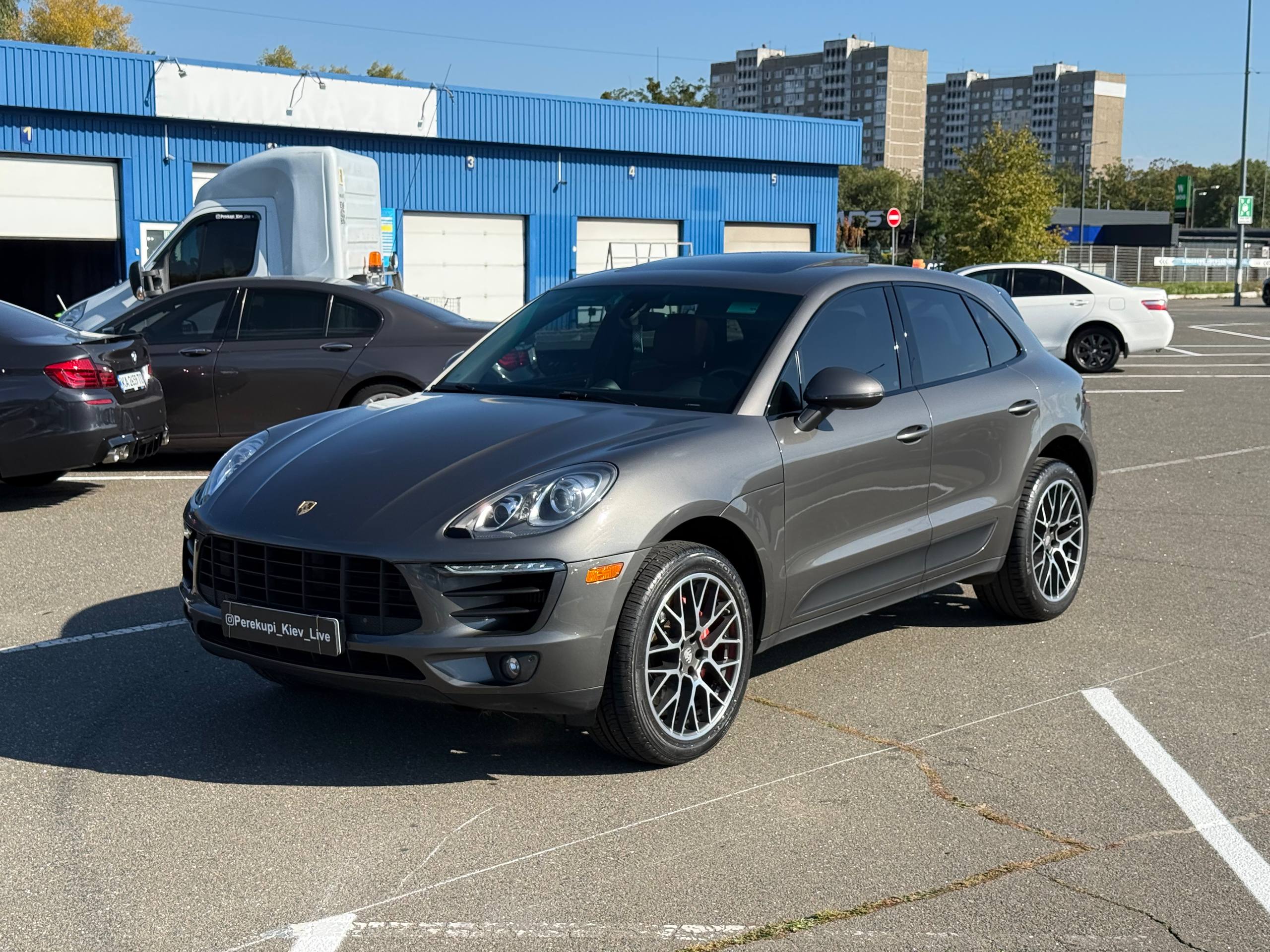 Porsche Macan S — фото 1