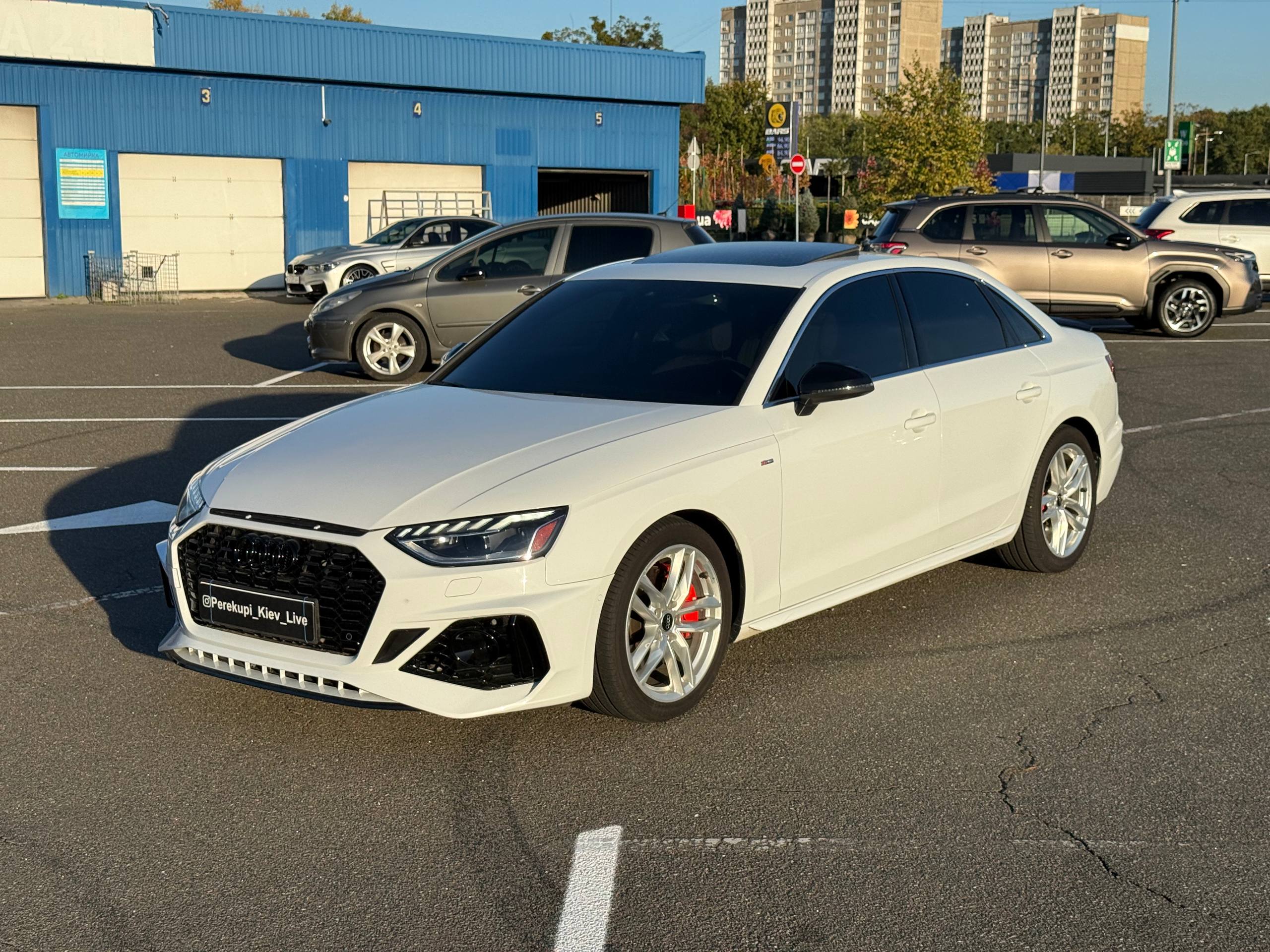 Audi A4 B9 S-Line — фото 1