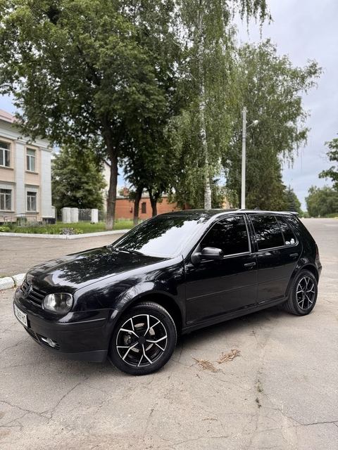 Volkswagen GOLF IV
