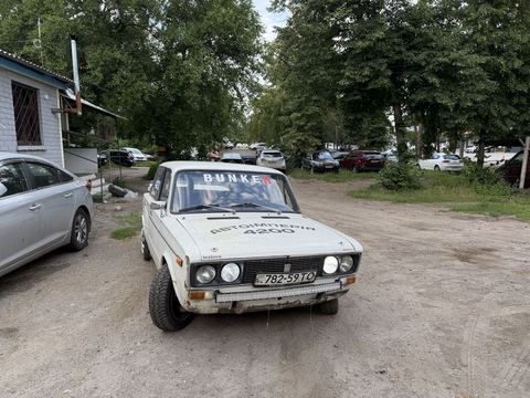 Lada 2106