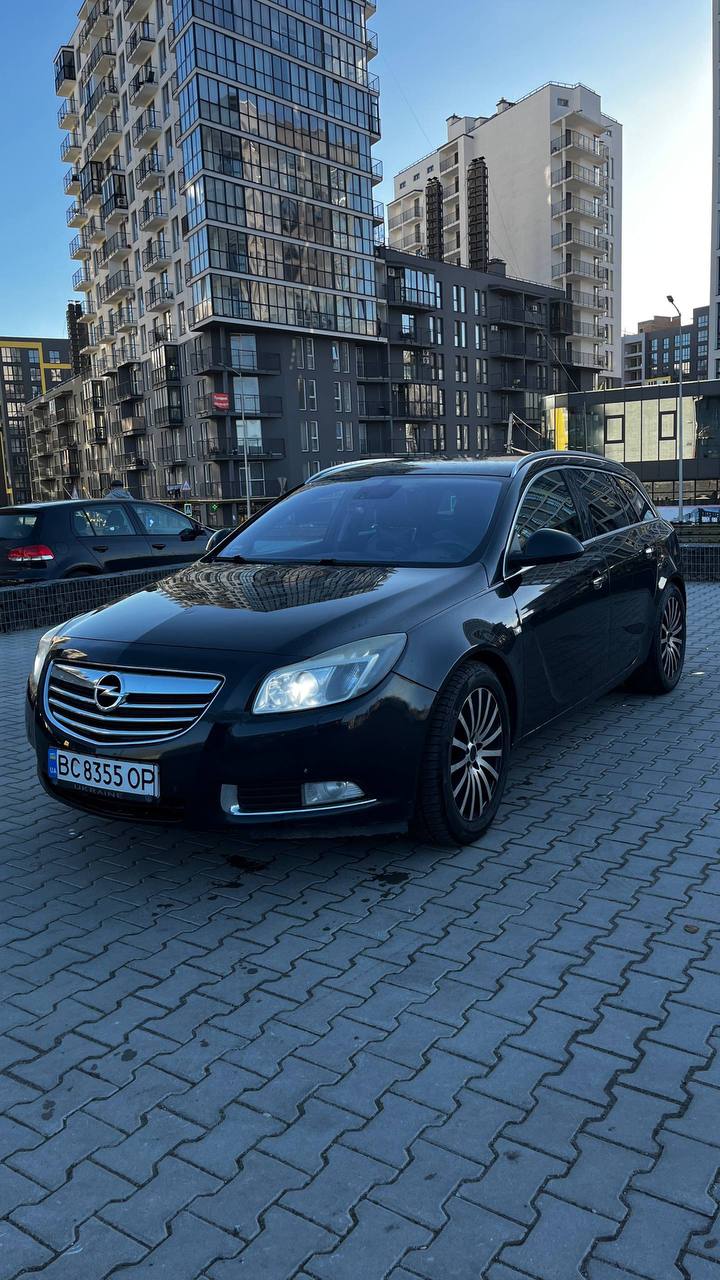 Opel Insignia — фото 1