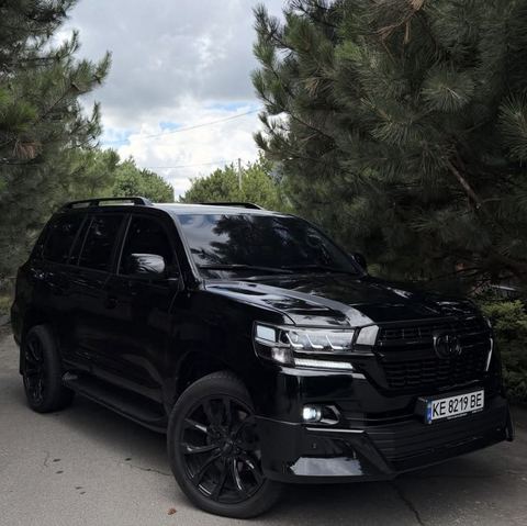 Toyota Land Cruiser 200