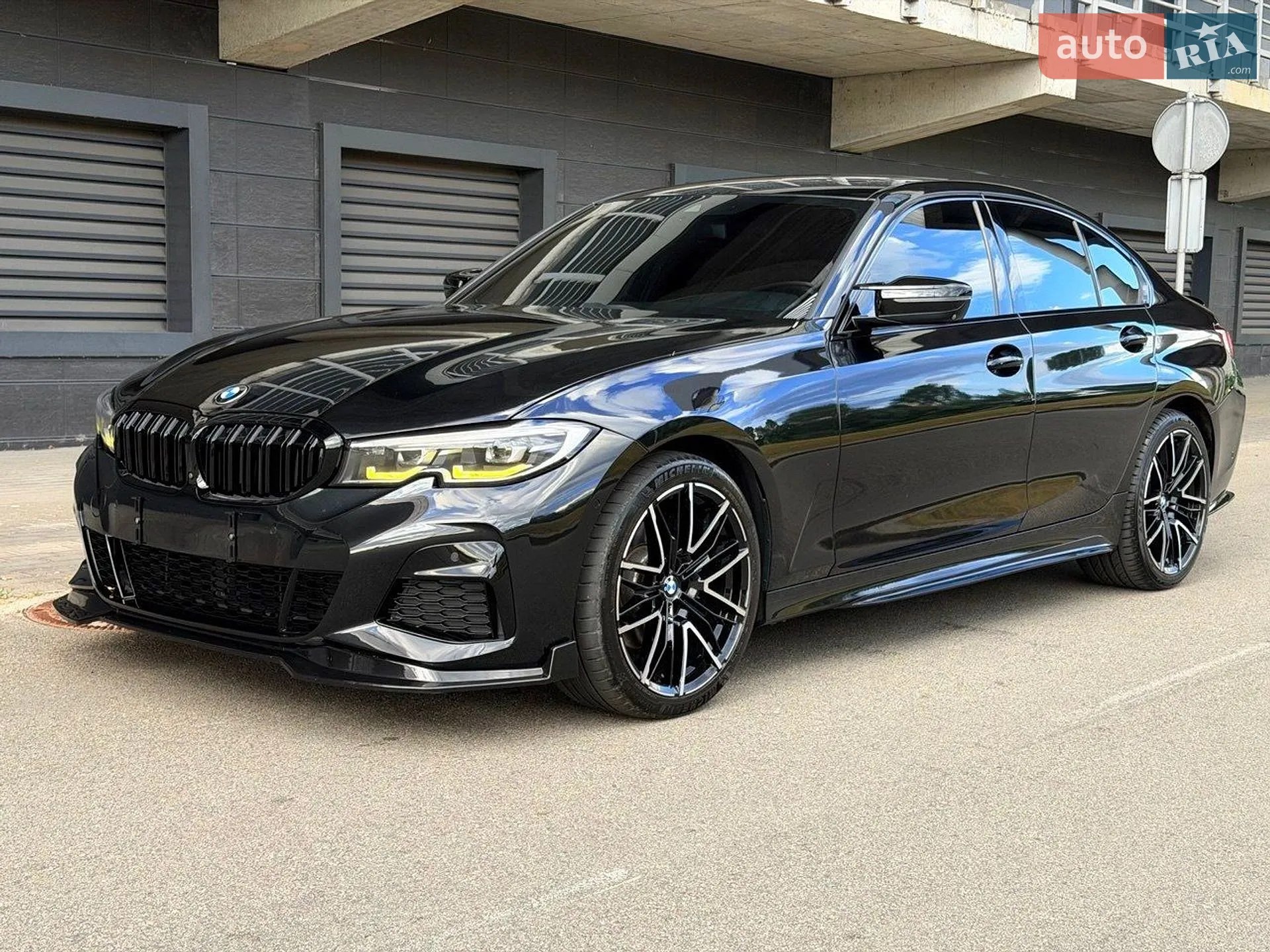 BMW 3 Series — фото 1