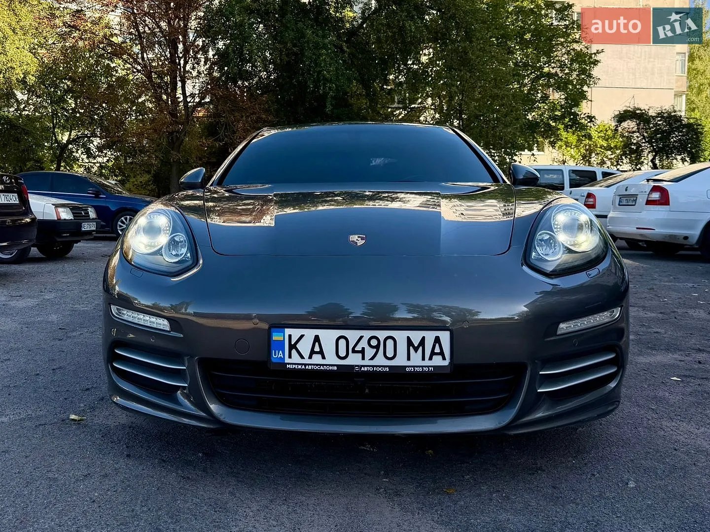 Porsche Panamera — фото 1